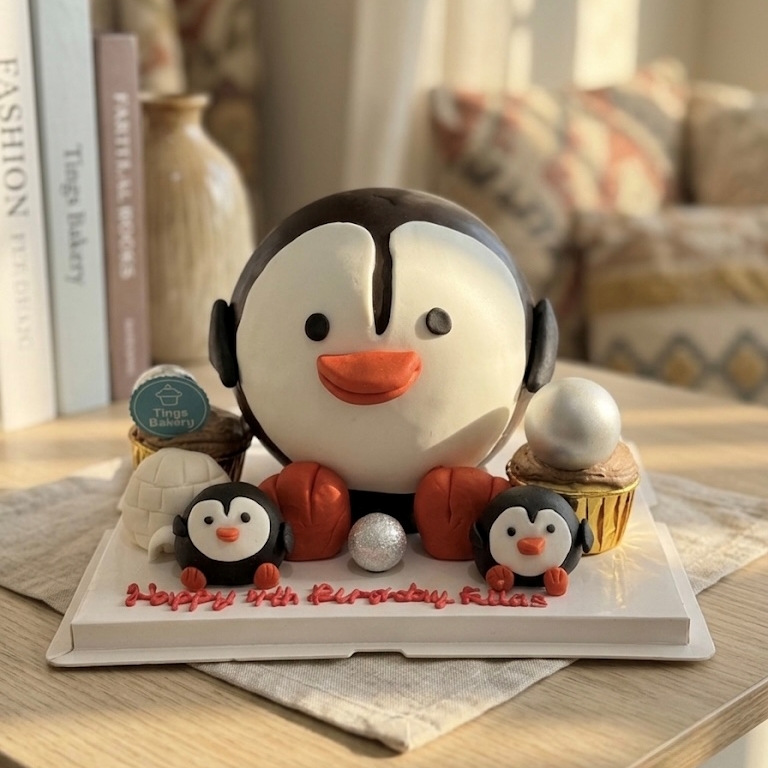 Penguin Pinata Knock Knock / Bombshell Cake