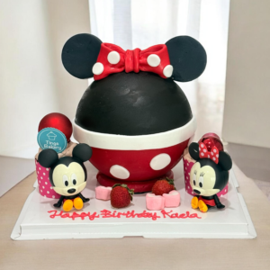 Minnie Mouse Pinata Knock Knock / Bombshell Cake