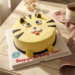 Yellow Cat Theme Cake
