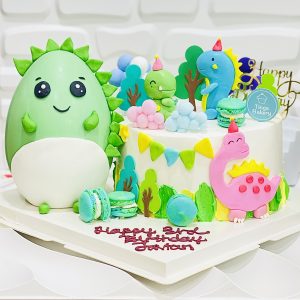 Cute Dinosaur Theme Pinata Knock Knock / Bombshell Cake