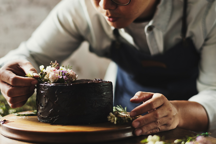 How Early Should You Order A Cake For Mother’s Day?