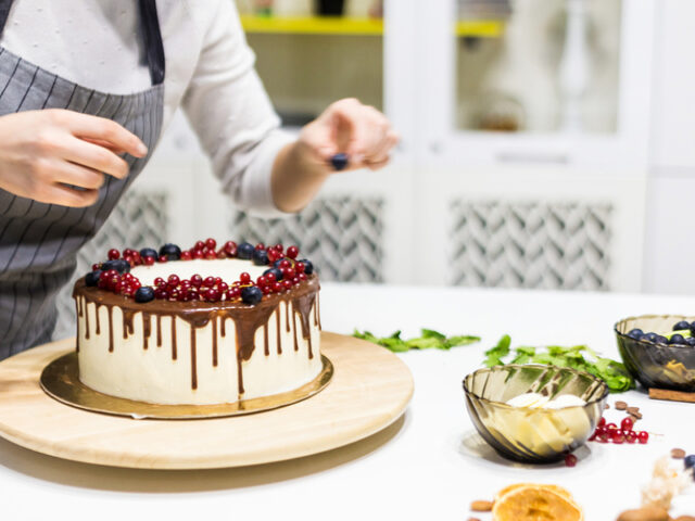 How To Communicate Your Vision For A Custom Cake You’ll Love