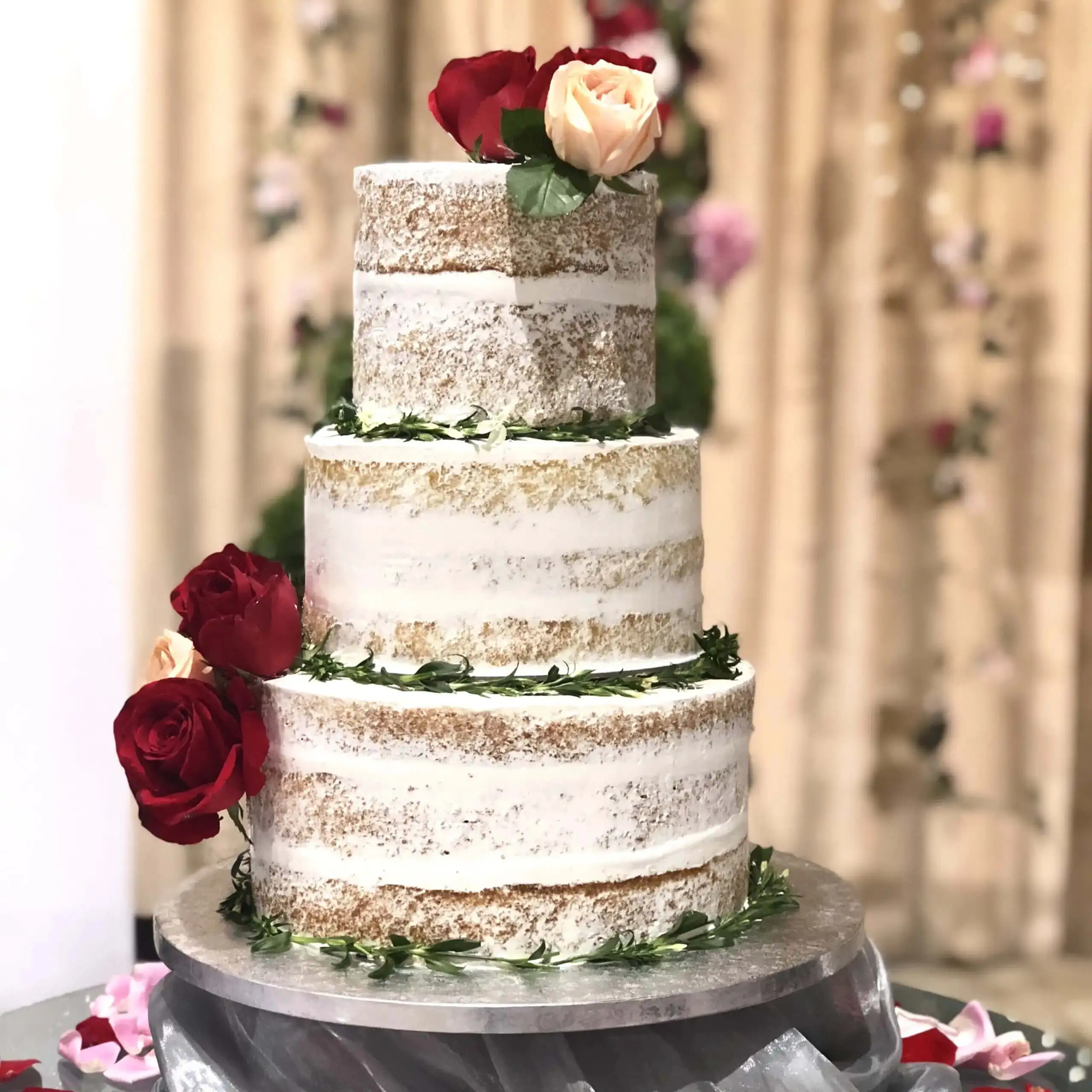 Order Wedding Cakes Online With Delivery In Singapore