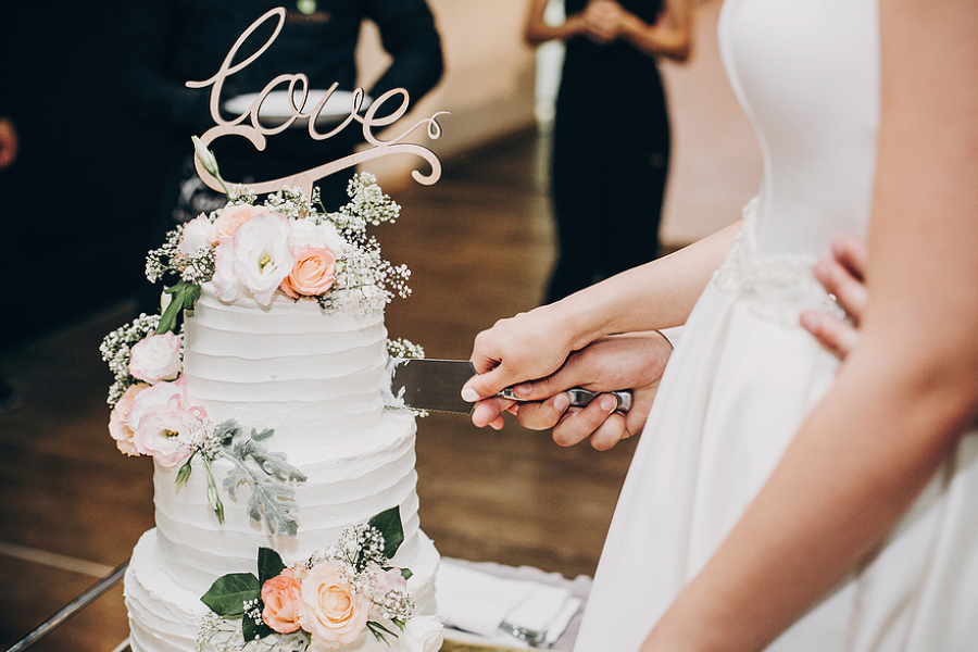 Freezing Your Wedding Cake: What Every Couple Should Know