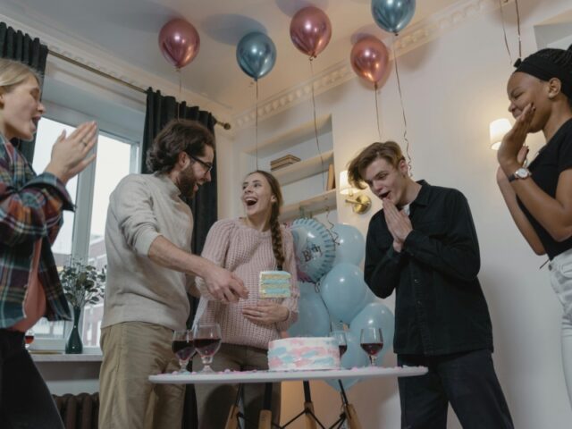 The Gender Reveal Guest Guide: Etiquette And Modern Games