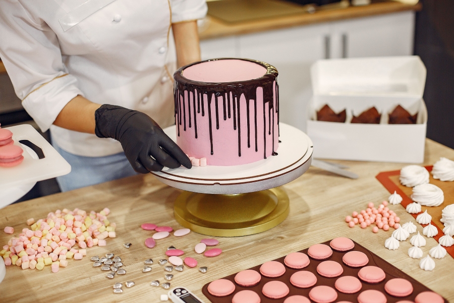 Briefing A Baker: The Exact Details Needed For Custom Cakes